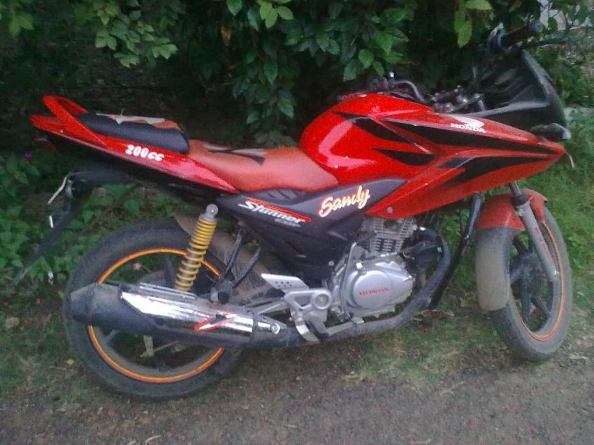 Honda stunner 2012 red #2